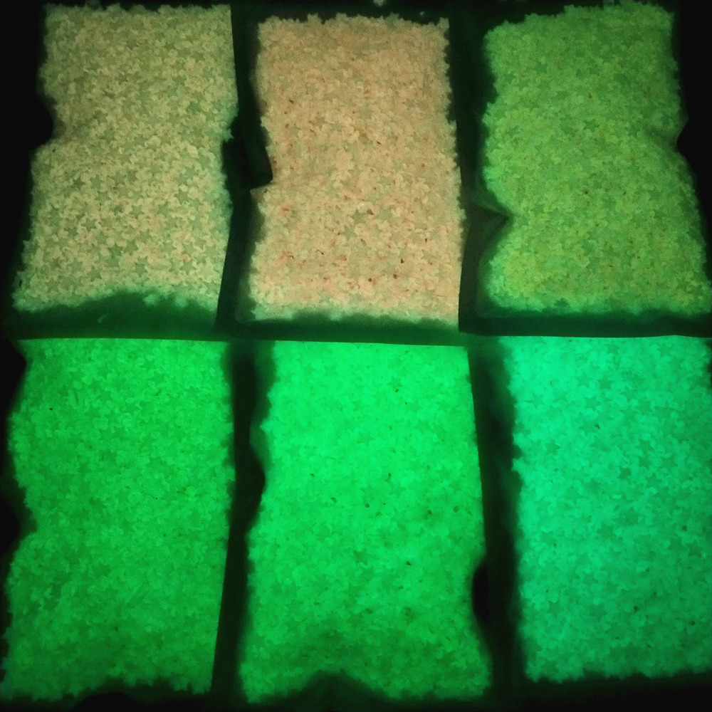 نجوم مضيئة الفلورسنت البوليمر  - مراجعة Glow In Dark Stars وسعره